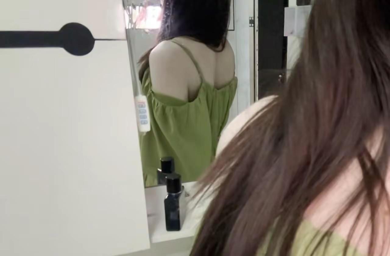 美背杀。直到那朵花枯萎了 你才知道爱要及时