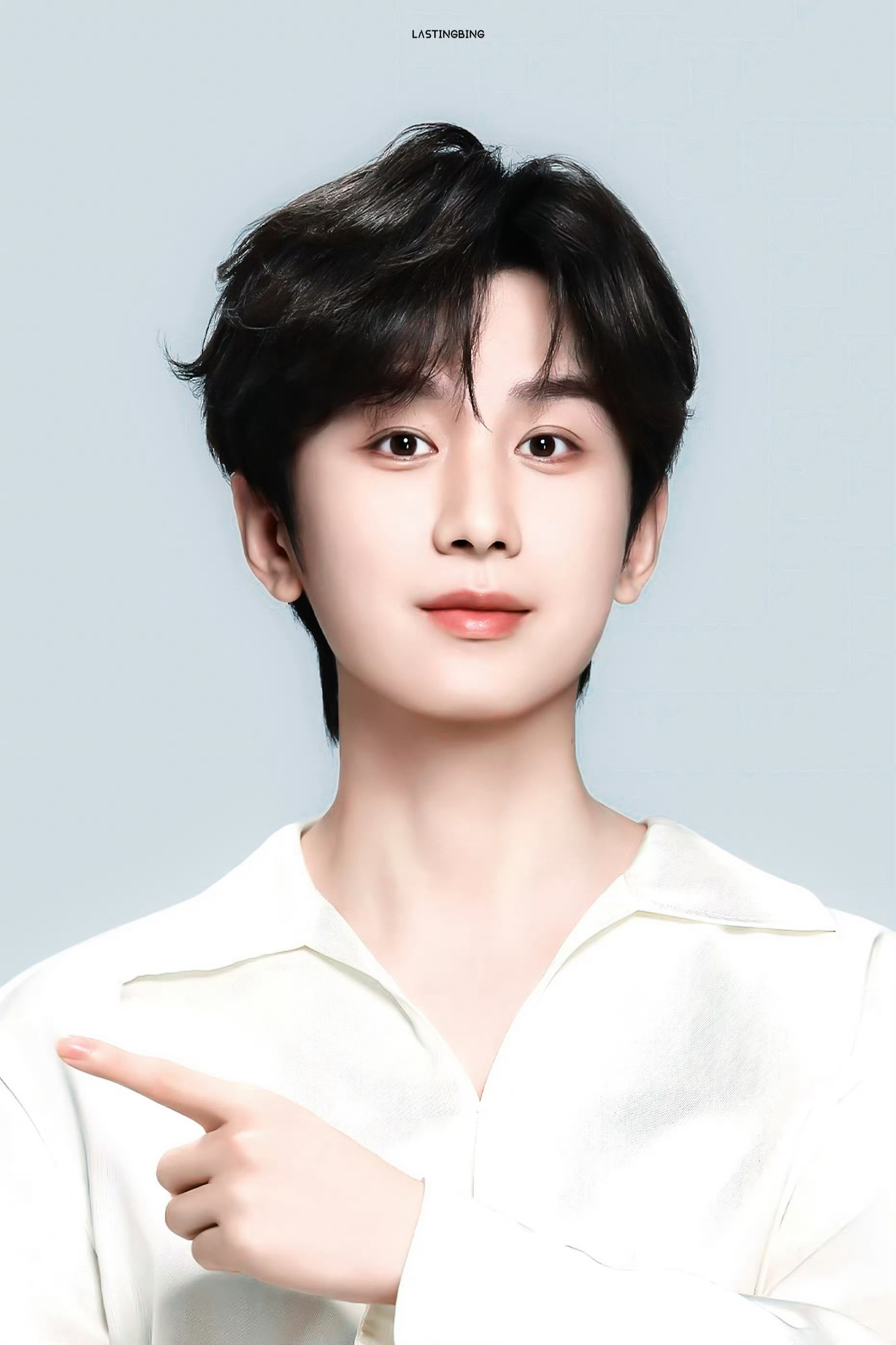 #成毅狩谎#cy#成毅林彦廷#

🌈☁️ ʙʟᴜᴇ •͈ᴗ•͈ *•.¸♡𝓬𝓱𝓮𝓷𝓰𝔂𝓲♡¸.•* 🍀
张黎导演说他敬业刻进本能，刘国彤导演说他认真真诚，高希希导演说他演戏稳。

曾志伟评价成毅：很努力、有内涵、非常专业。港圈前辈夸人，这三个字分量很重。

刘奕君说他内心干净、真诚纯 ​