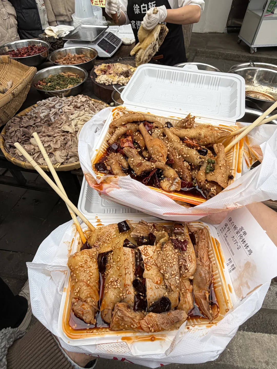 每个来乐山的朋友都会被我带去吃。。。。。。