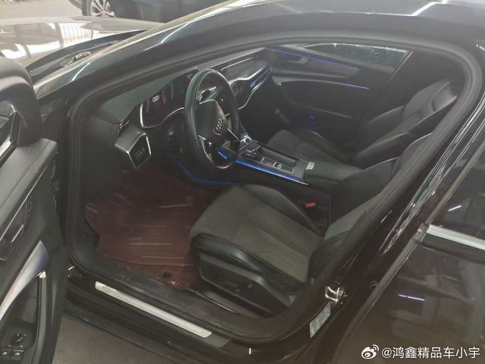 最新拿下2019年奥迪A6L  45四驱甄选动感 全车原版 #二手车##奥迪[超话]# ​