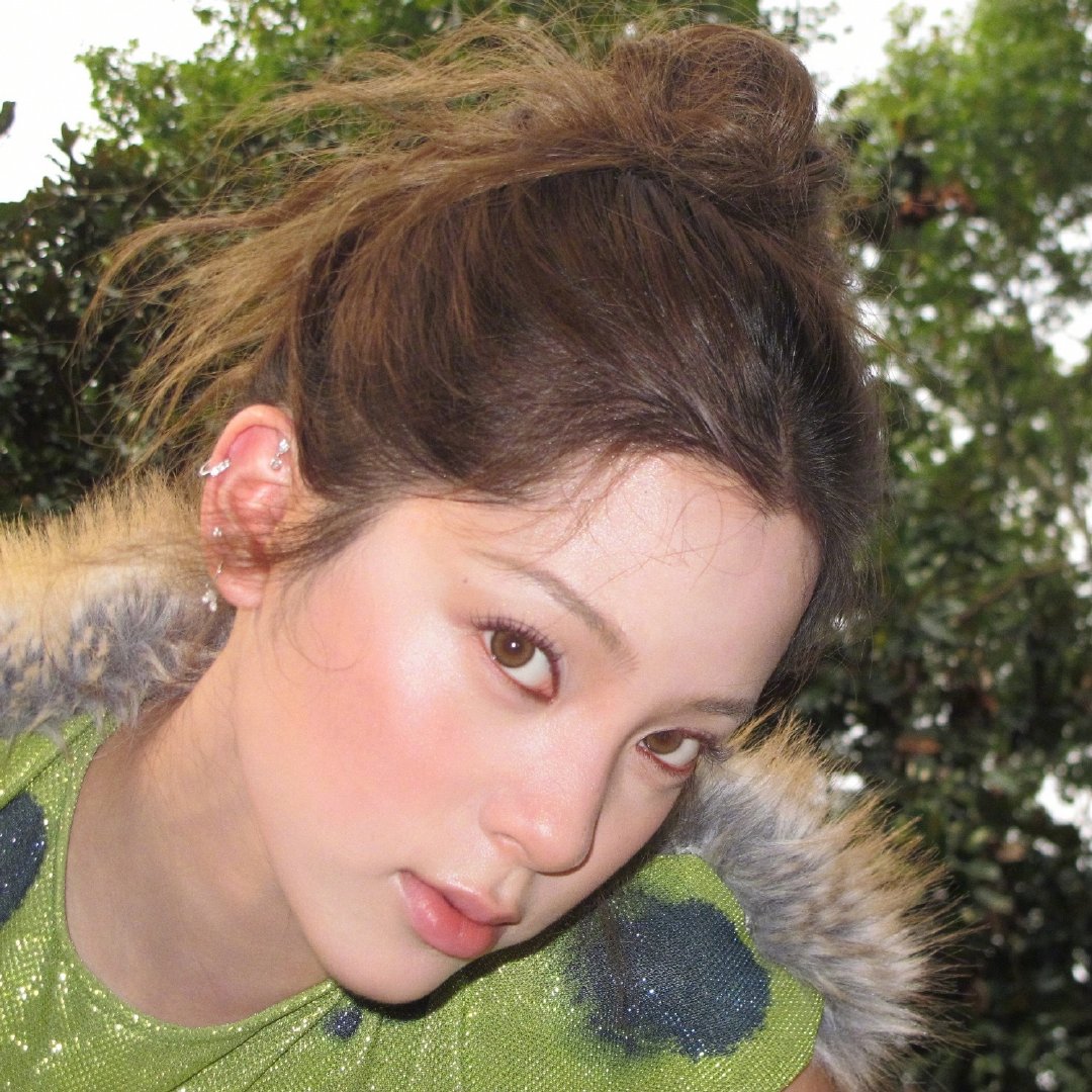 #欧阳娜娜 创意#我女创意哪次不超前！哪次不是美的出众！此女创意无限​