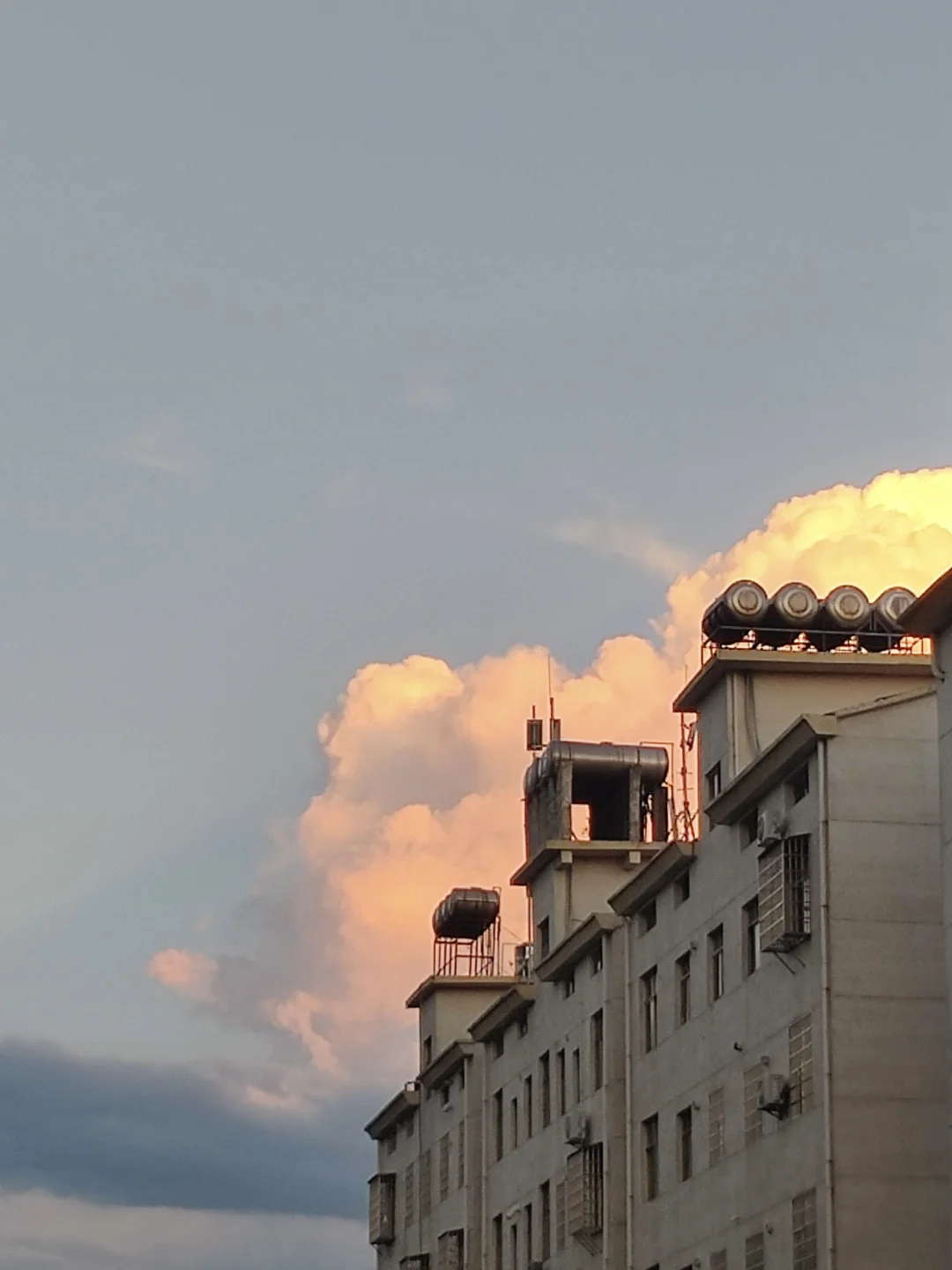 宝藏作者｜孟中得意