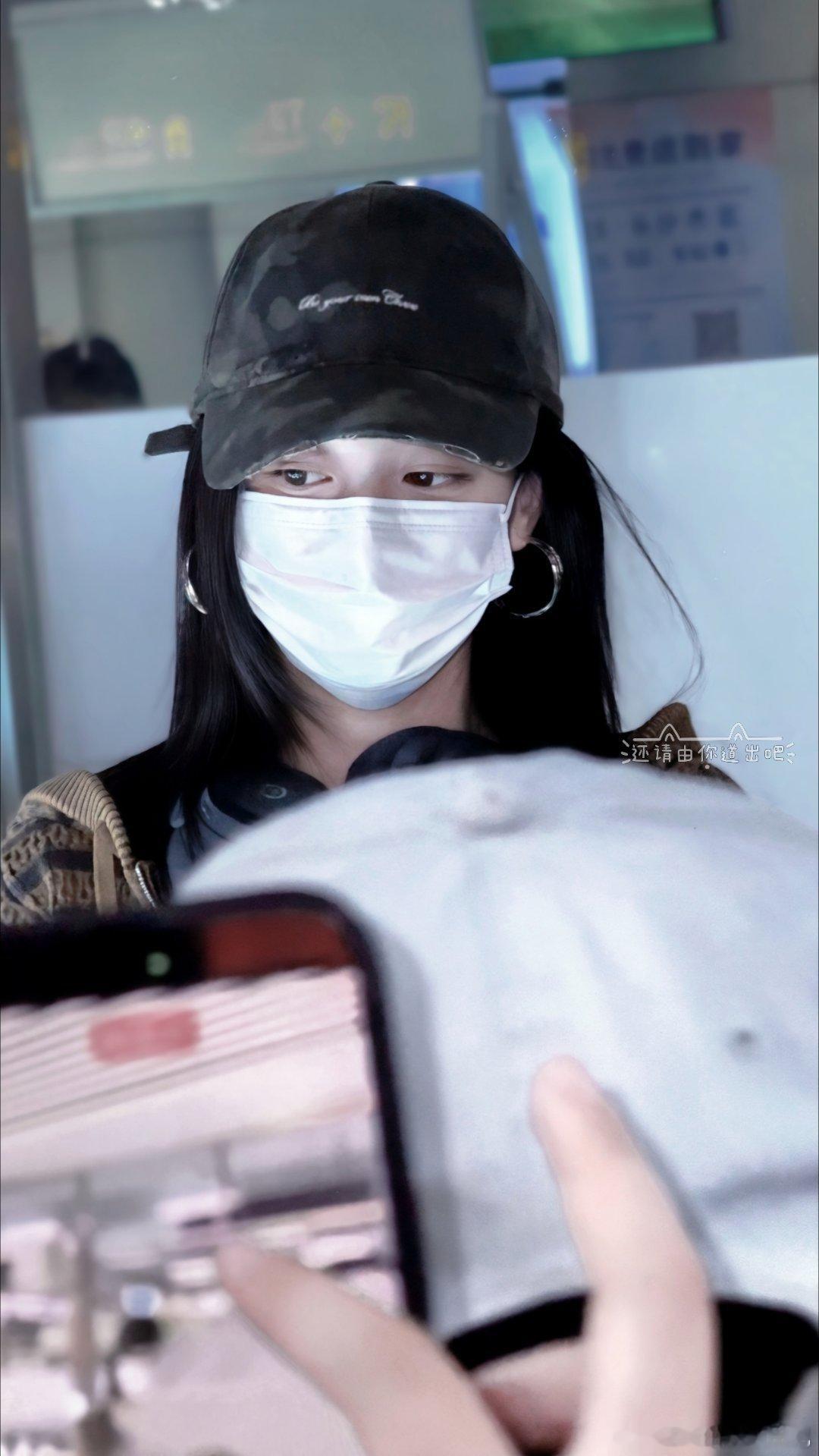 #黄婷婷[超话]#💛 #黄婷婷折月亮# 

2026.9.17&9.19 长沙 ✈️

“没有你的宇宙才叫太空” ​