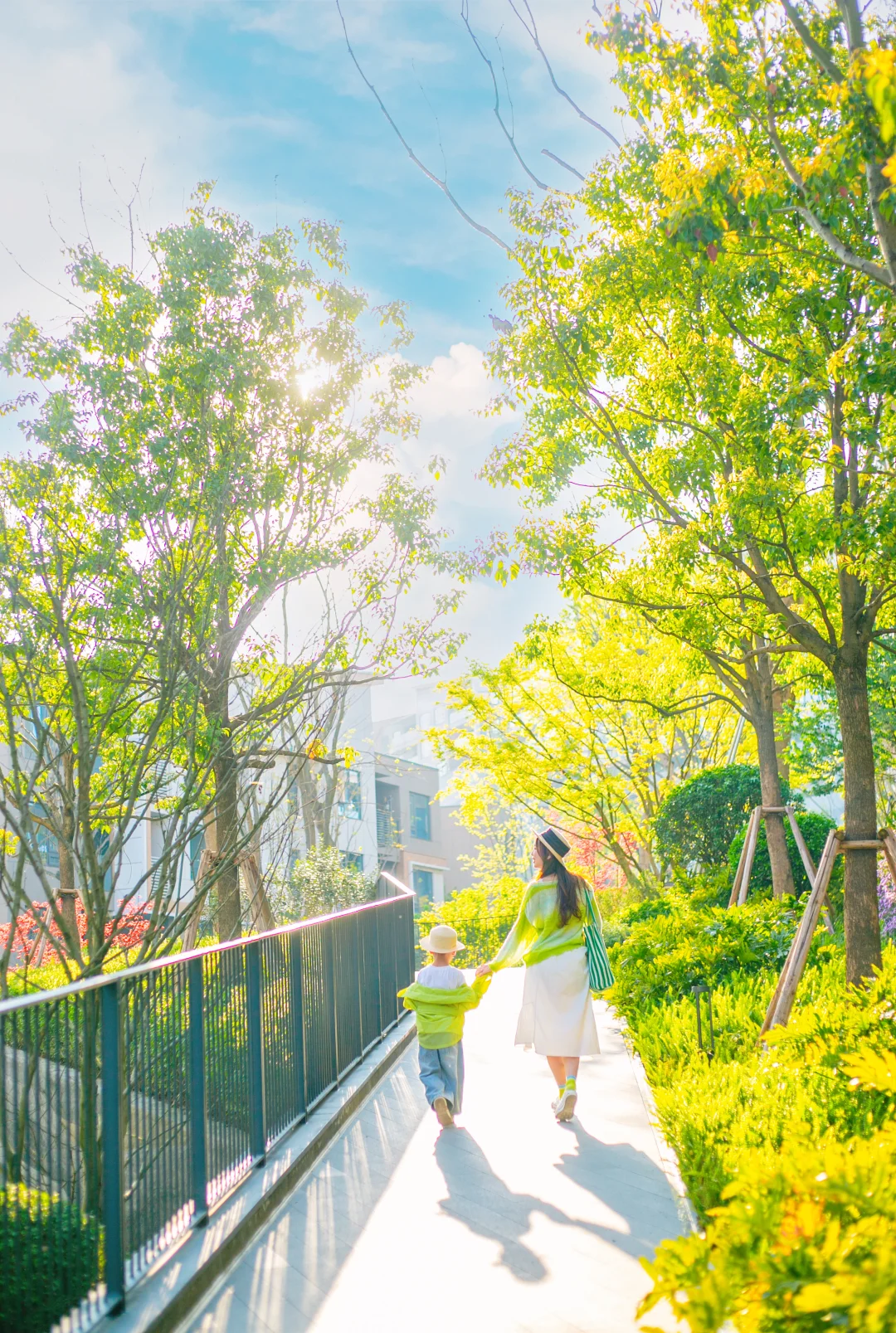 周末遛娃拍照📷打卡城市里的绿野仙踪