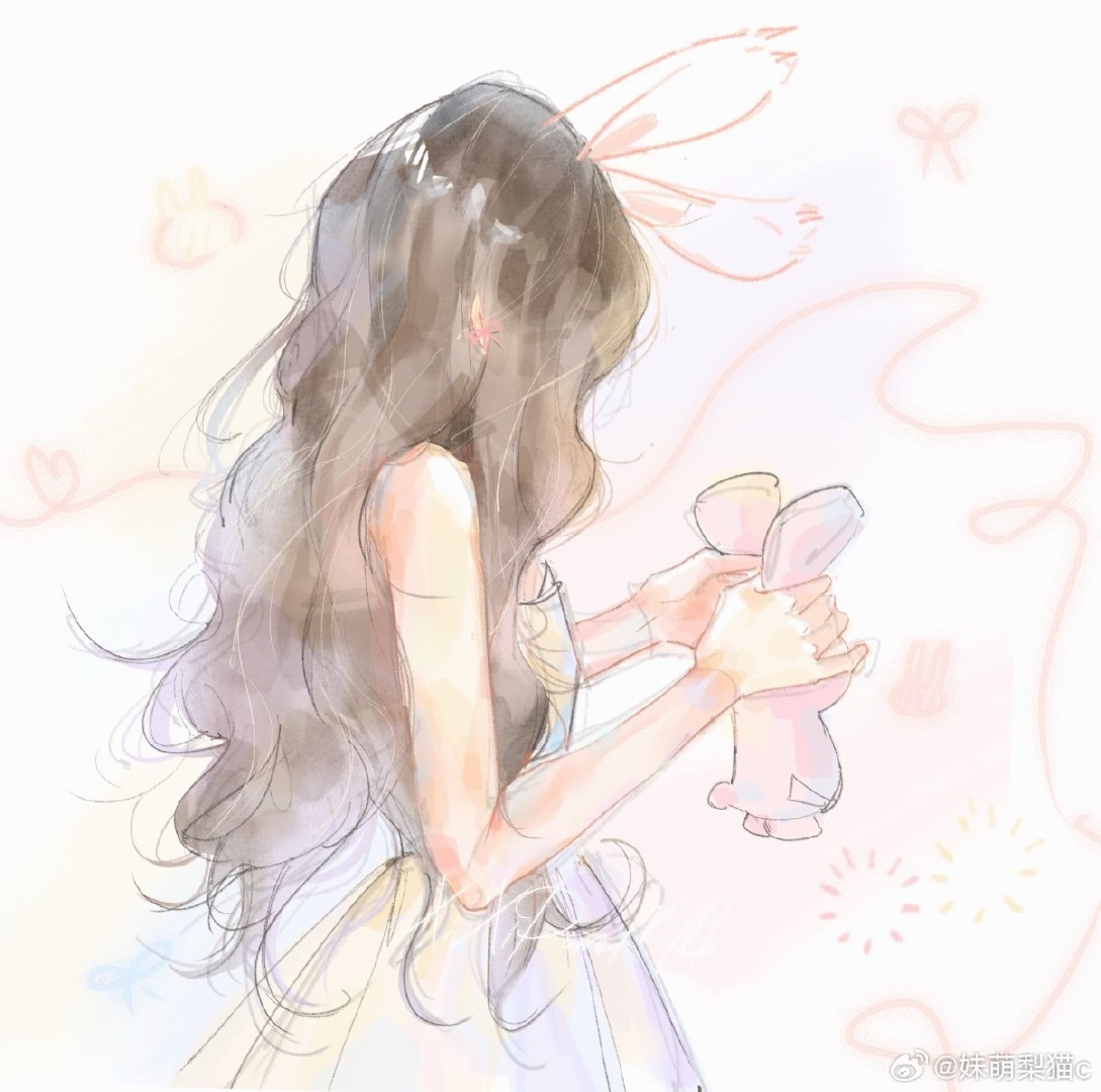 #张碧晨[超话]# 有人懂吗。。这张好像碧碧（不知道是不是生命之河擦话筒那张） ​