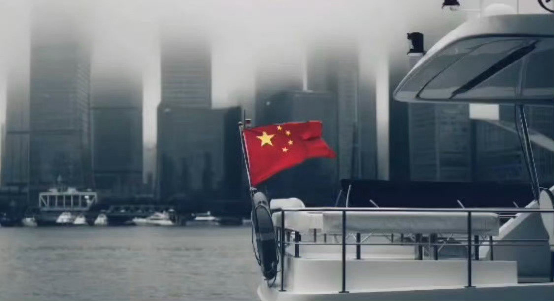 凌赫拍的国旗真的都很有生命力
非常浓郁的情感包含在里面
根红苗正
#张凌赫拍的国旗#|#张凌赫# ​