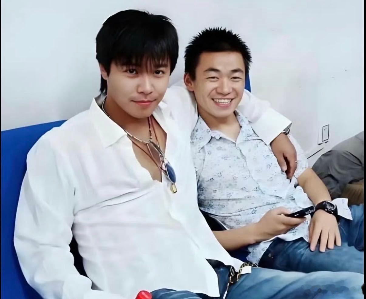 #陈思诚新电影阵容梦回士兵突击#陈思诚的才华和能力从来不会让我们失望的，这次的阵容也是太有回忆感了，新的篇章开启，也是太值得了 ​