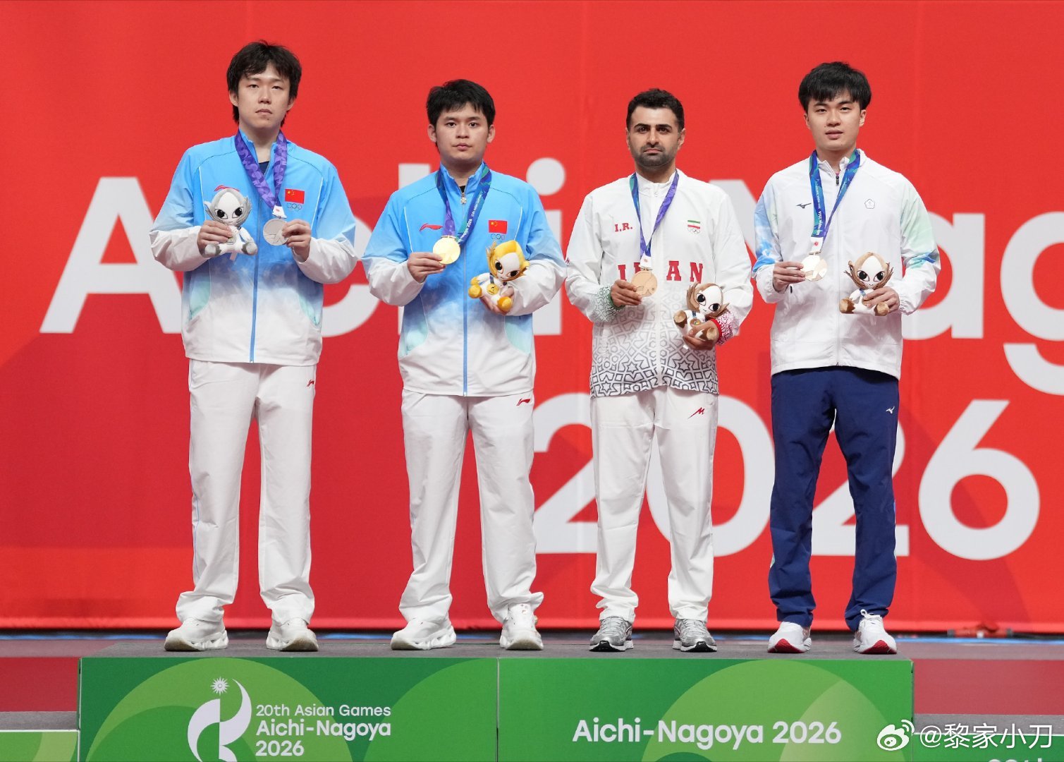 #王楚钦VS林诗栋#我金你银，未来继续保持这样，加油[打call] ​
