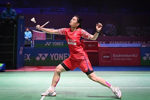 高昉洁2-0战胜宋硕芸，顺利晋级。韩悦谈及高昉洁时暖心送上祝福：她在...