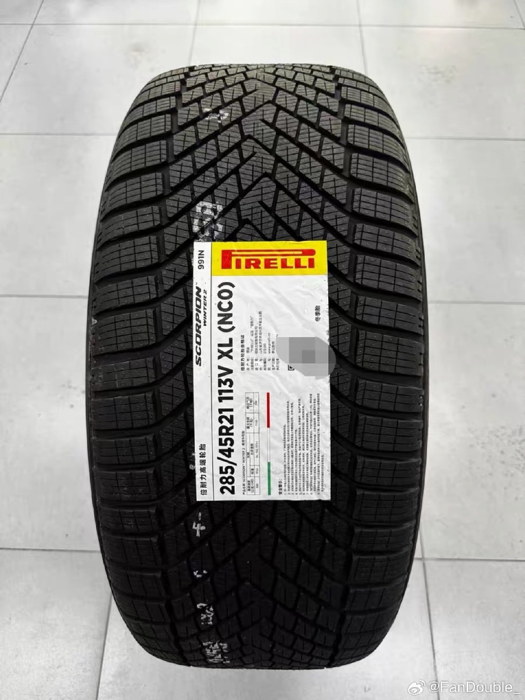 倍耐力进口冬季胎285/45R21，倍耐力雪地胎2854521，进口高性能版，单导向花纹，德国原装进口，适用于宝马X7，理想Livis，奥迪Q8车型，现货供应，库房直发，倍耐力全系冬季胎现货，支持全国发货。 ​