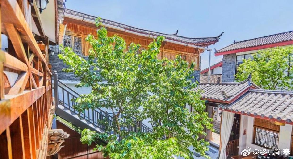 冲着李亚鹏的名字我去了丽江民宿，本想去挨一刀交智商税，结果住了三天发现不仅没被当韭菜割，反而觉得花钱买到的品质和体验真的物超所值 ​