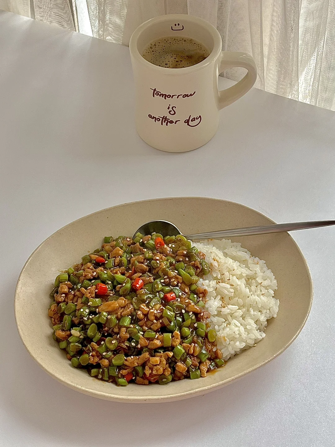 ☀️假期的早午餐分享｜巨下饭的豆角肉末盖饭