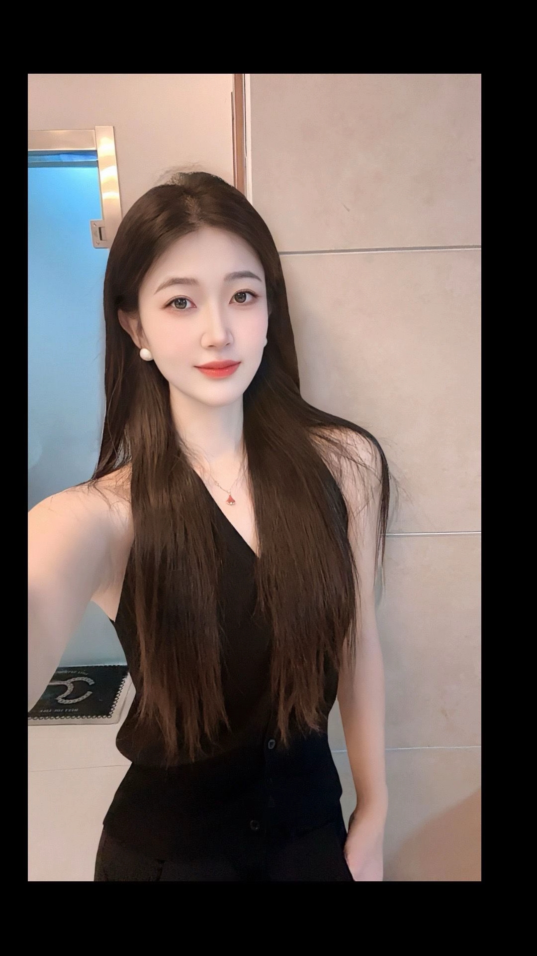 <p>好身材好气质 黑色高级感穿搭 单身小姐姐 时尚穿搭时尚穿搭时尚 ...