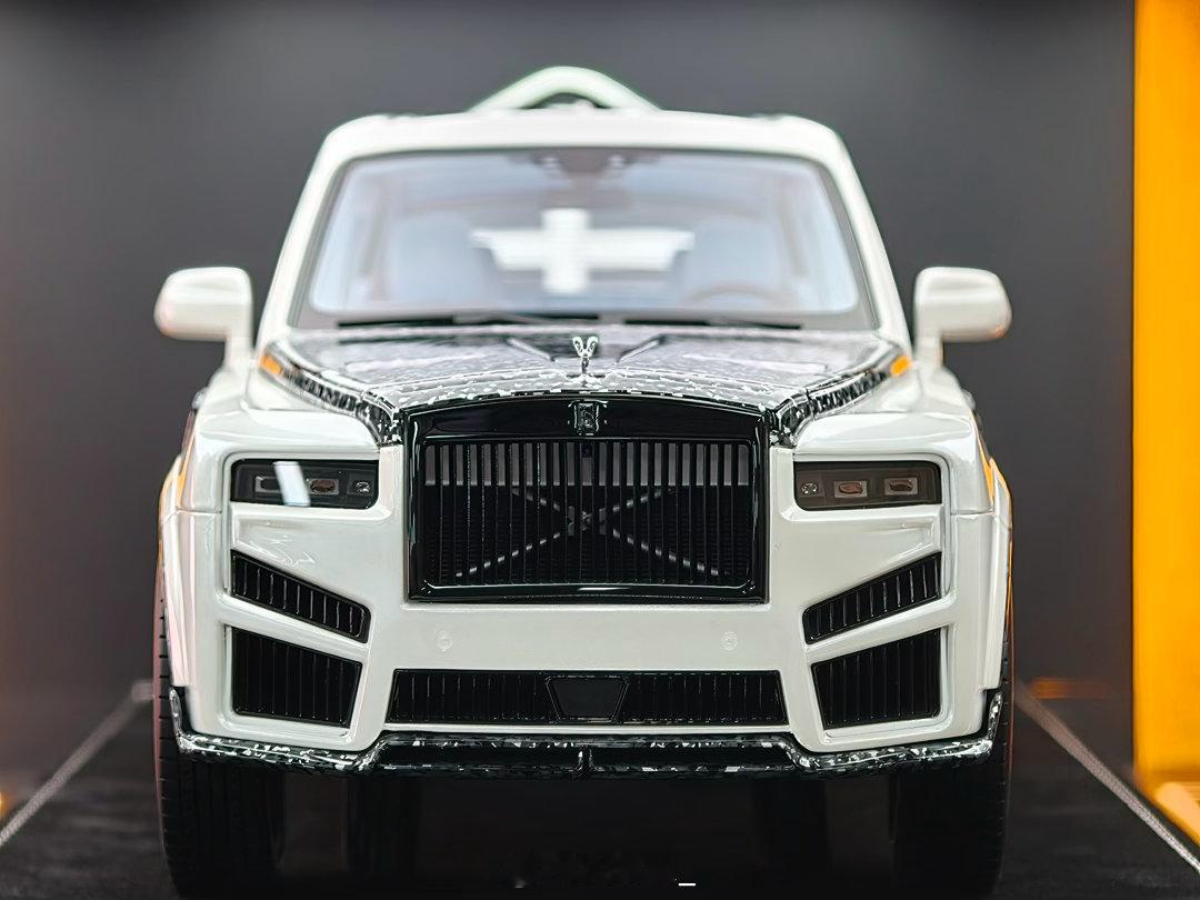 HH MODEL 1/18 劳斯莱斯 Cullinan Series II MANSORY 珍珠白 限量30  售价3880 HH698#汽车模型##汽车模型[超话]##大东家模玩##劳斯莱斯# ​