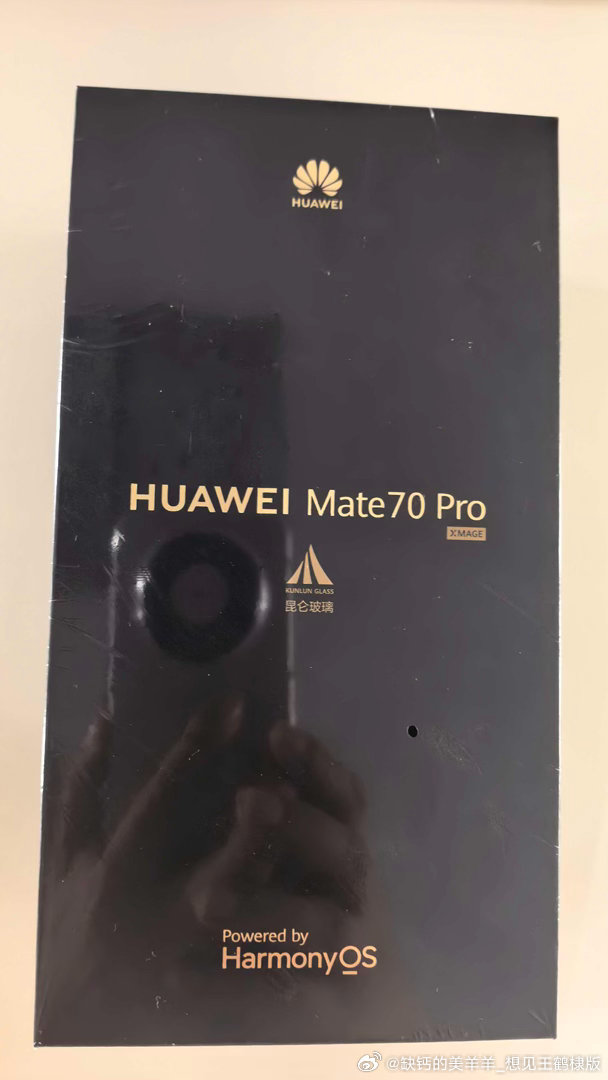 #荣耀茶话会[超话]#  有宝宝收全新的华为mate70pro吗，12+512g ​