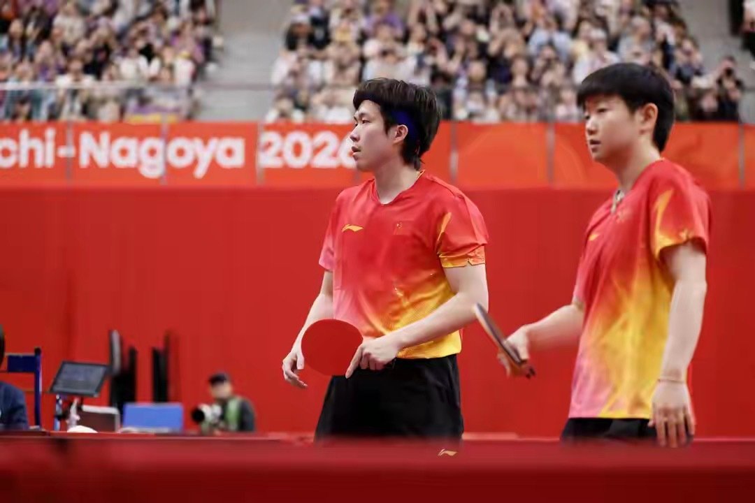 孙颖莎、王楚钦同步振臂高呼！亚运会3-0：莎头打败日本，杀进4强 ​