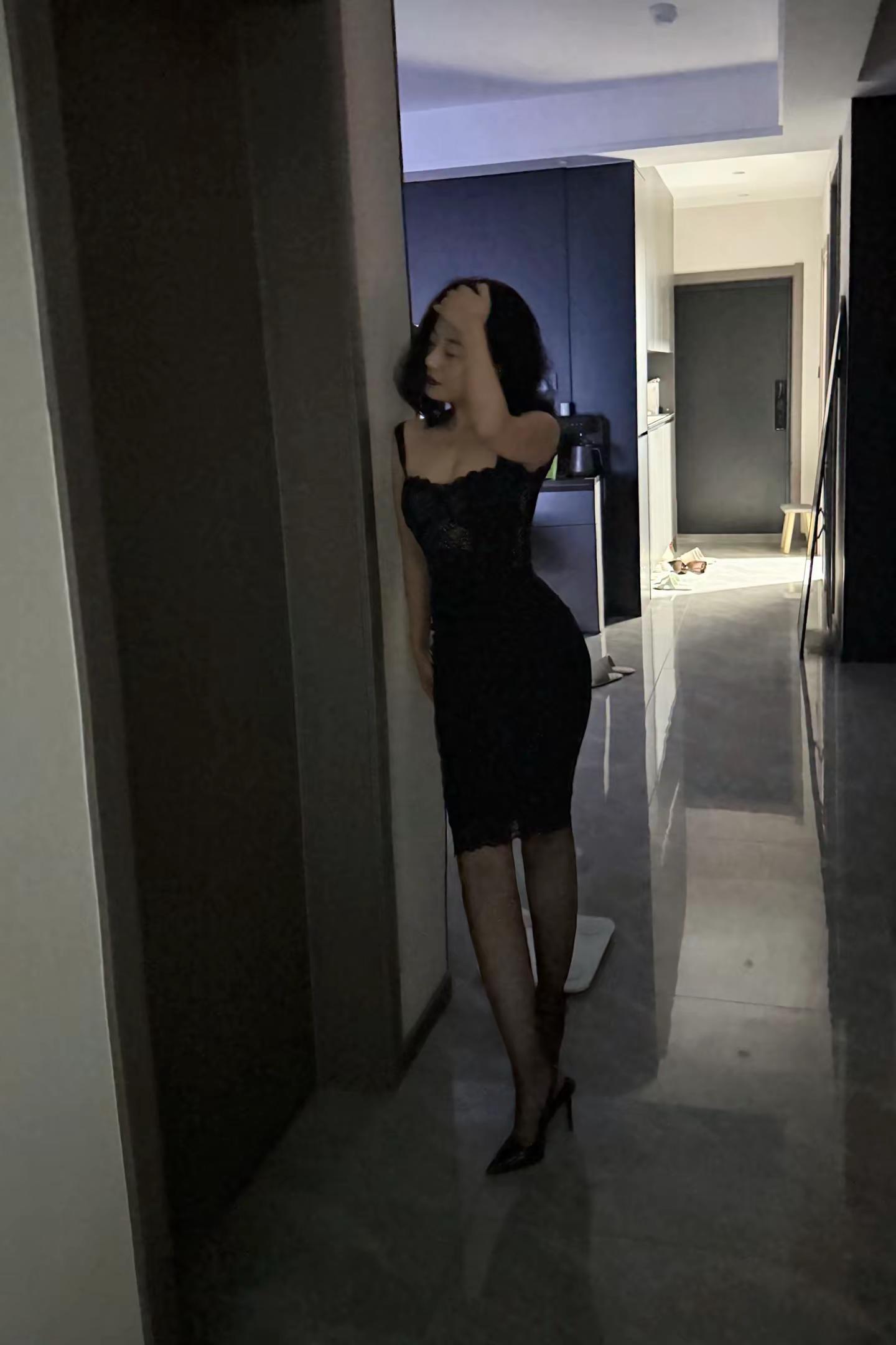 好女人得到名声 坏女人得到一切。