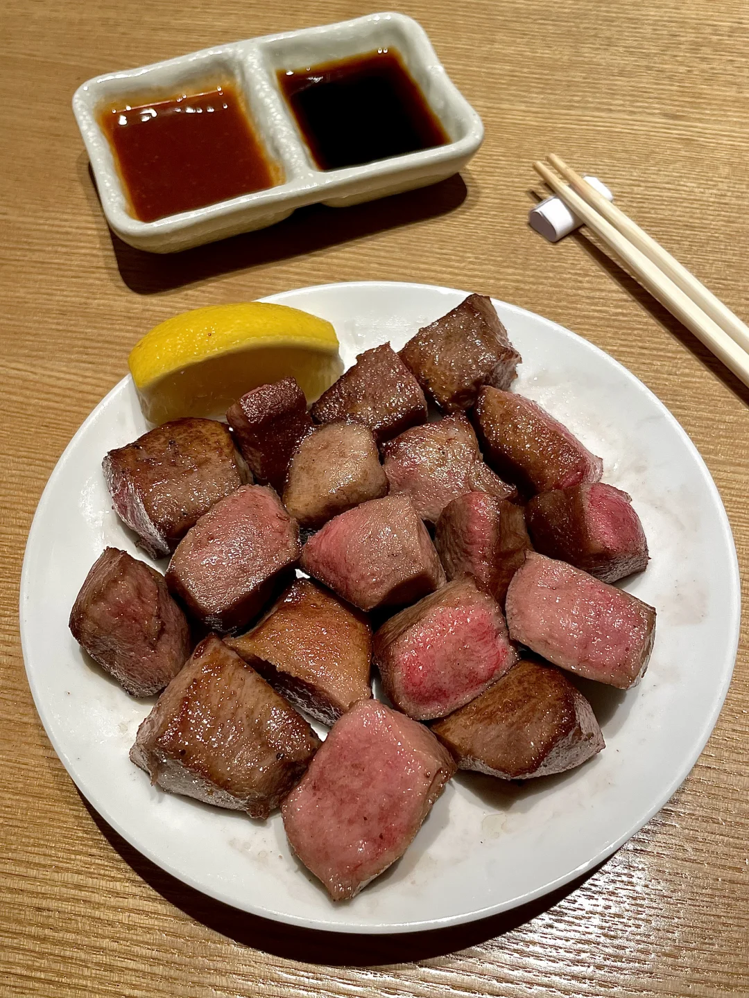 在深吃到很像大阪的牛舌大王