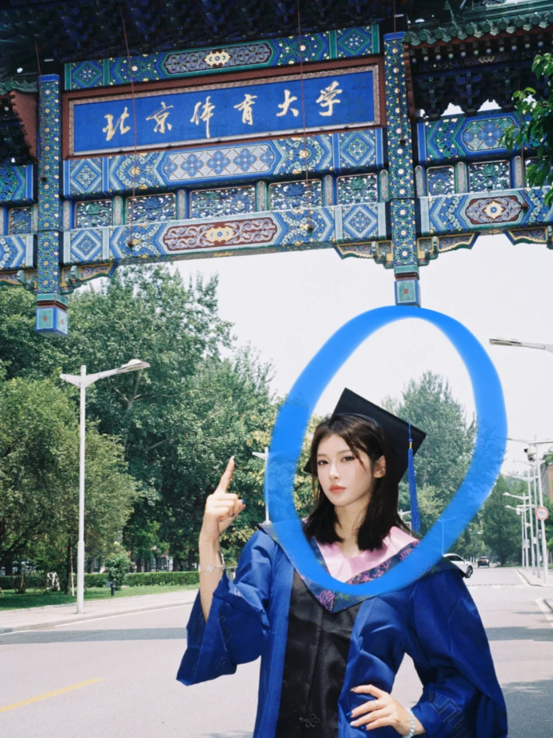 她不仅体育厉害！居然还硕士毕业了