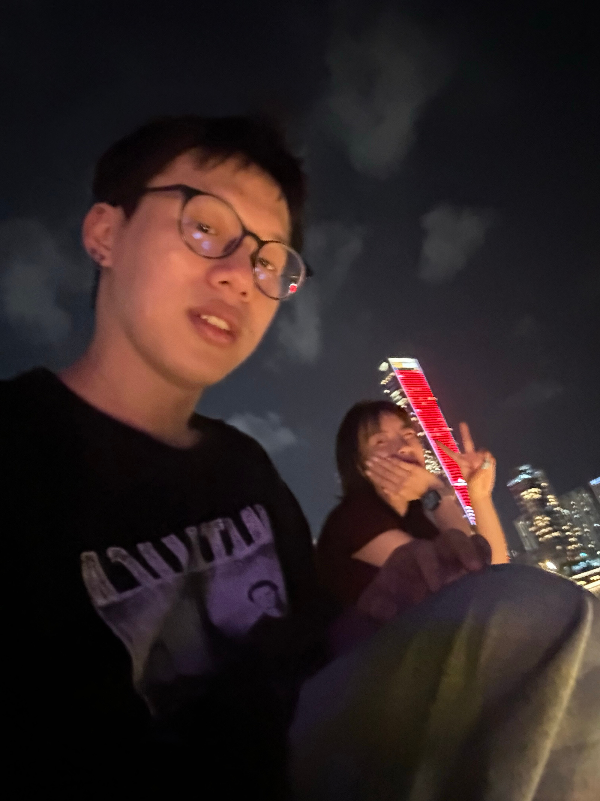 记一下上两次见到bestie们  上一次在高新园上班 下班后三人共聚夜...