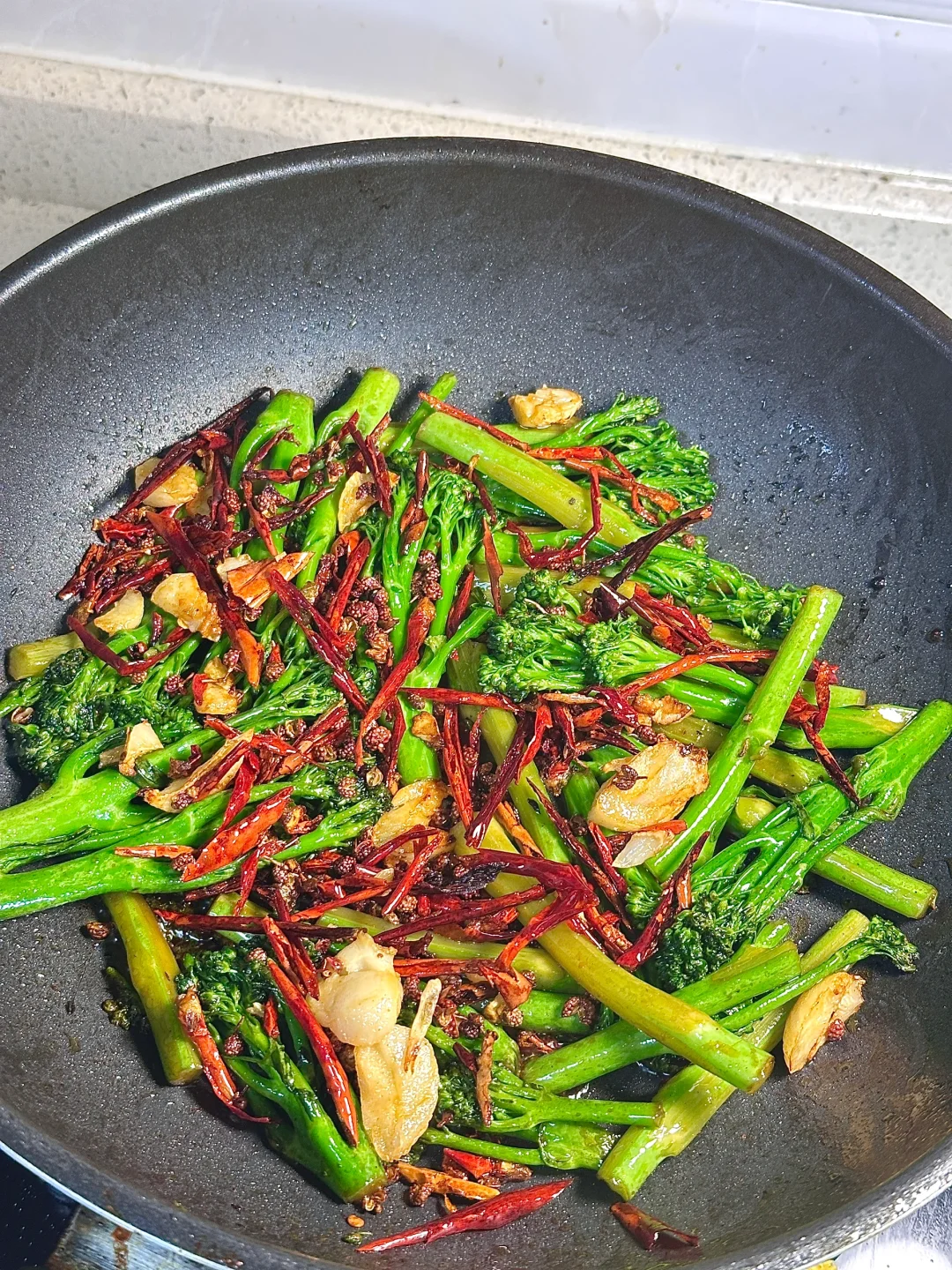 炝炒西兰苔 这个做法我能吃一辈子！！