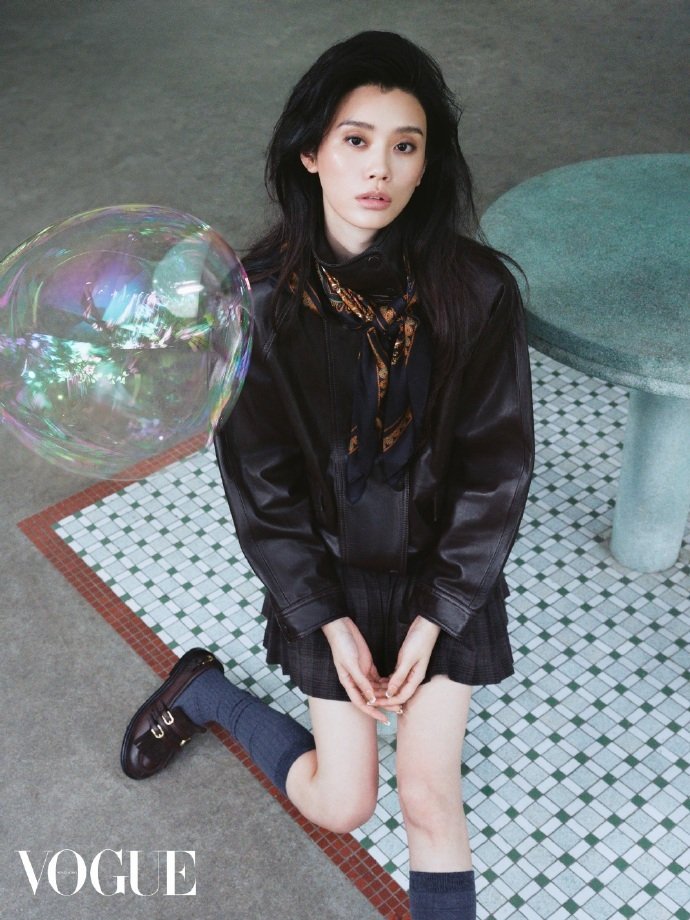 VOGUE HONG KONG OCTOBER 2026   #奚梦瑶[超话]#   ming .............. ​