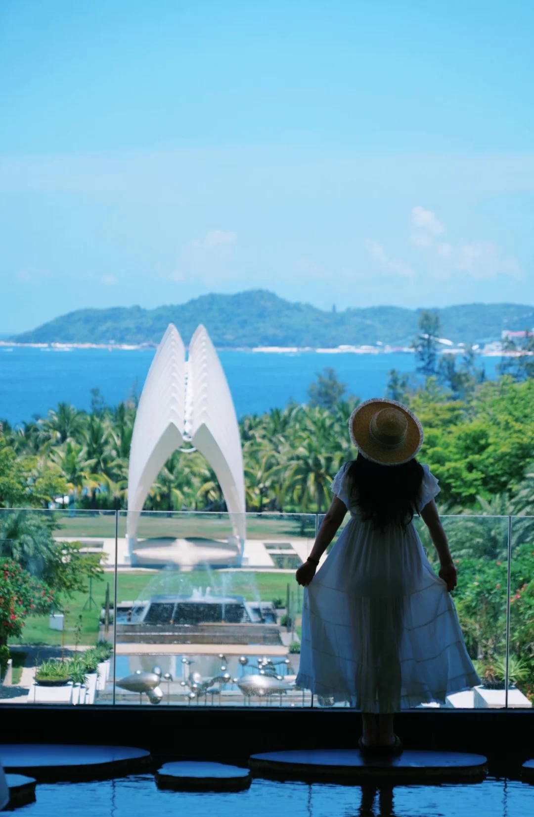 夯爆了！！三亚海棠湾这家酒店比景区更好玩🌊