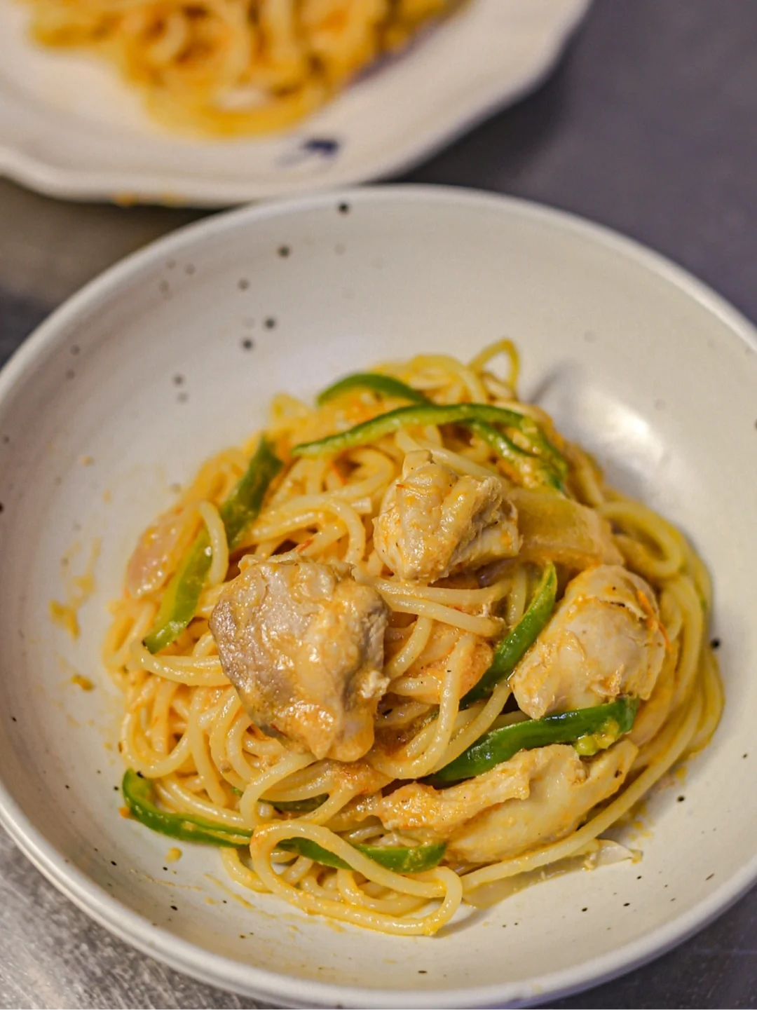 餐厅级别的鸡肉番茄奶酱意大利面（150）