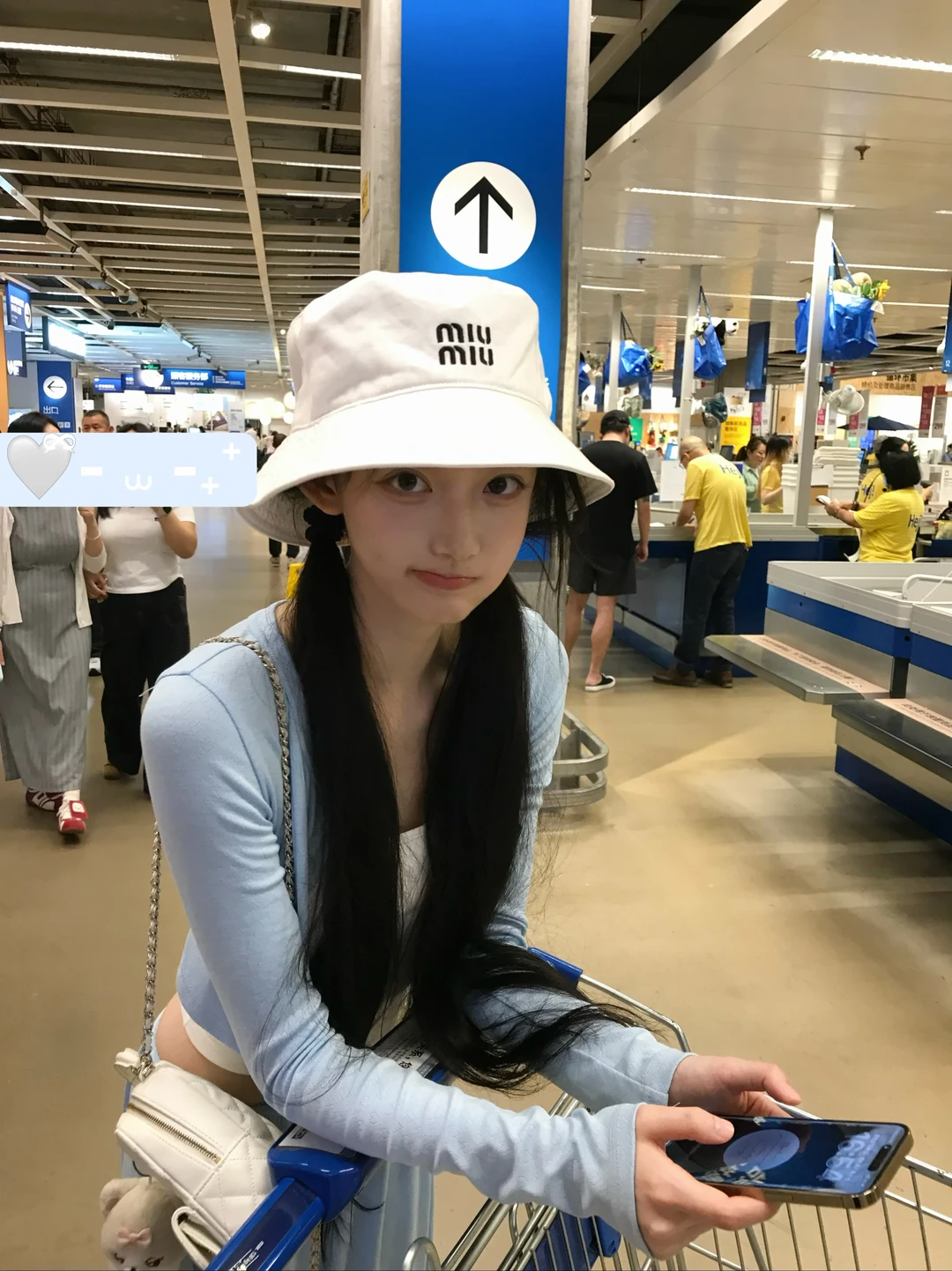 ^_   ̫  _ ̥`