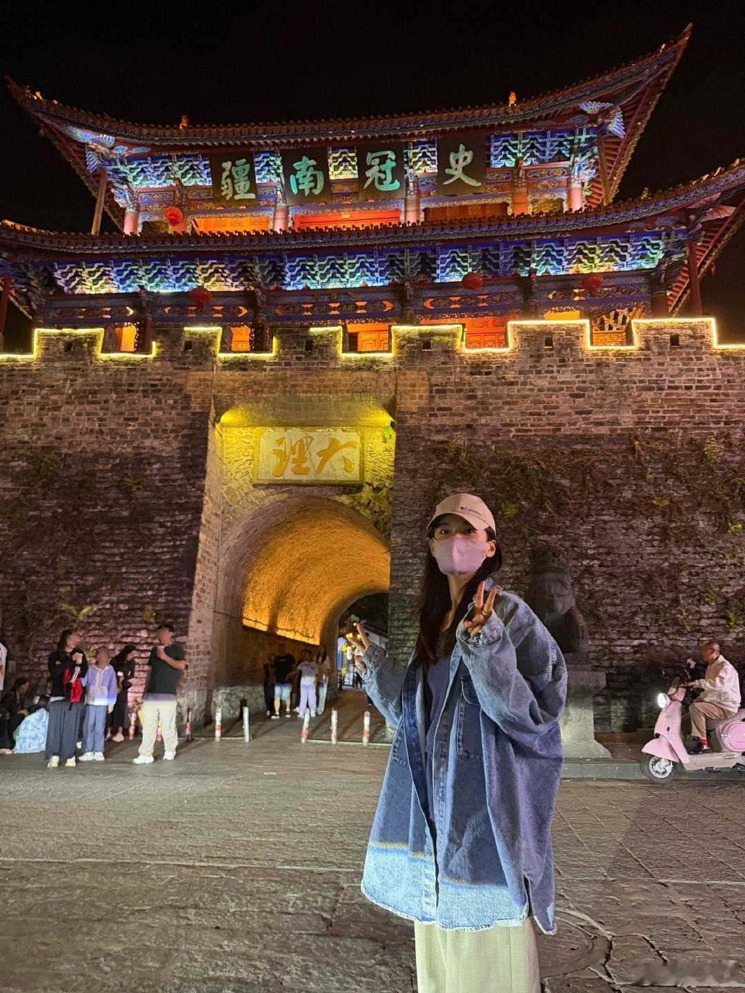 #张婧仪[超话]##超星动告白信箱# [太阳][太阳]#张婧仪比亚迪秦MAX代言人# ​