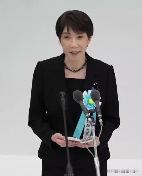 北京香山论坛开幕！中国不给日本发邀请，连驻华武官也不让来

9月15日，第十三届北京香山论坛正式启幕。
本届论坛一共汇聚了近100个国家代表出席
在参会的代表中有60余位部级、军队总长级代表参会。

值得一提的是，不同国家派出的代表团规格，也暗藏着当前亚太国际关系的微妙信号。


东南亚国家一贯，是