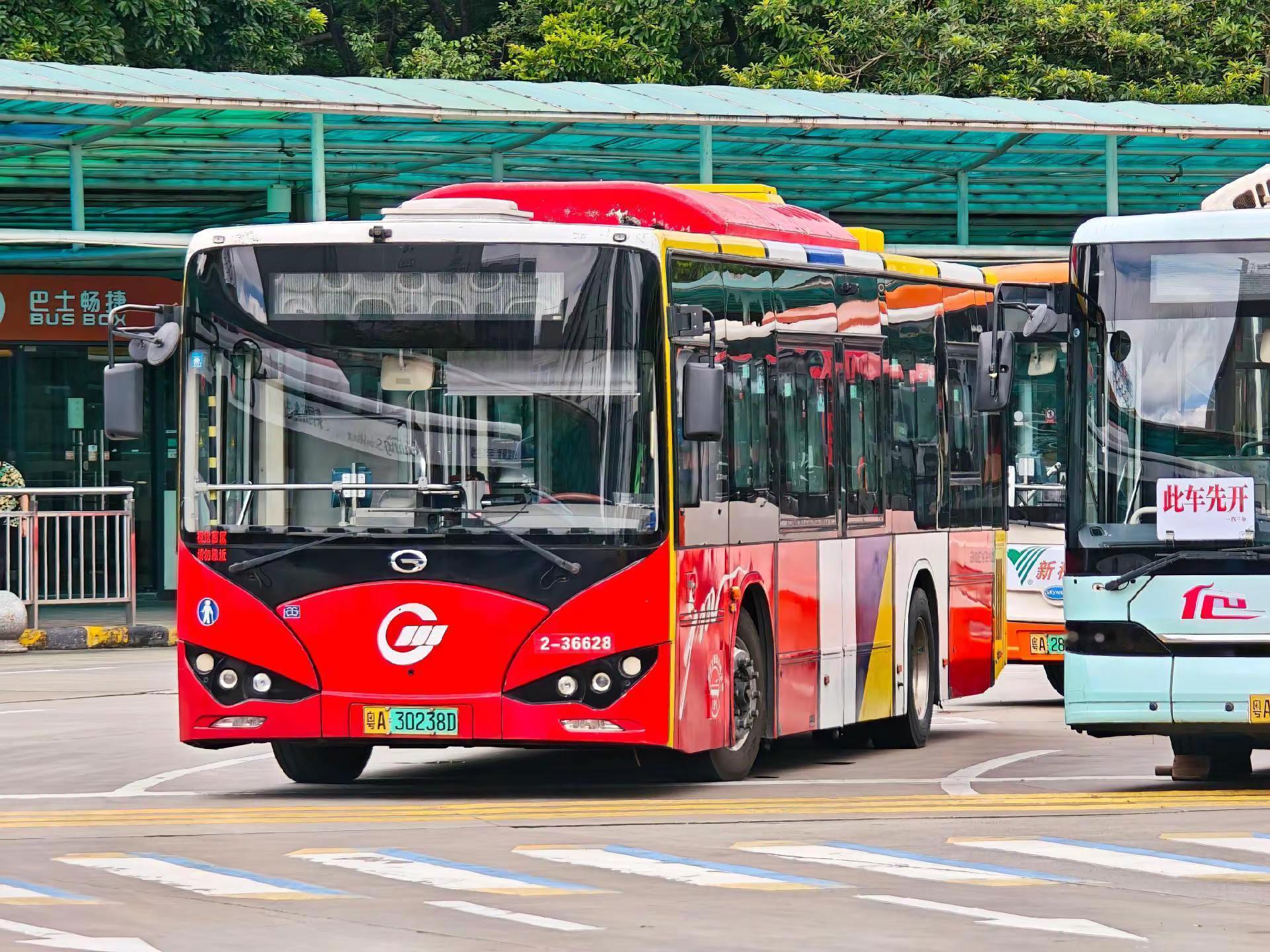 公交车