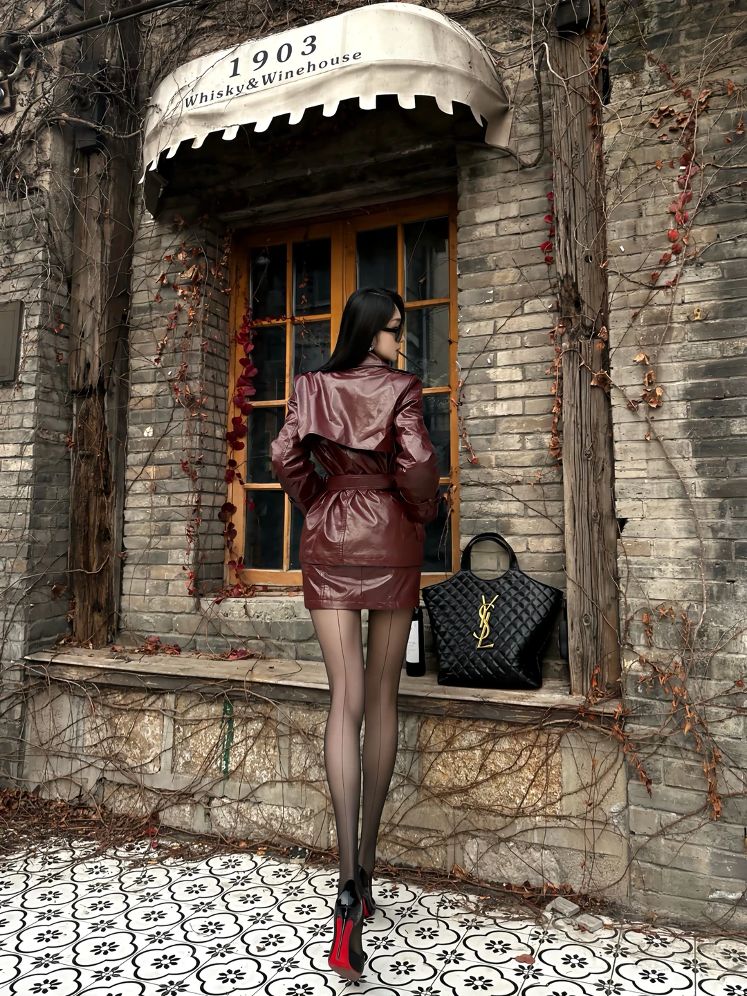 她留给你的是背影