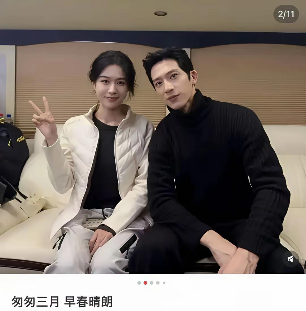 孙千的替身，五官标致到网友劝她篡位。正主反倒被吐槽方圆脸、淡颜系，撑不起女主。剧组选角一度被质疑是不是瞎了。
但镜头一转，这姑娘干的不是演戏，是光替。说白了，就是替主演站在那，让灯光师一点一点调角度。一个机位，站到腿麻。没台词，没正脸，没名字。
结果正片一播，风向全变。孙千演面试递简历，手抖得止