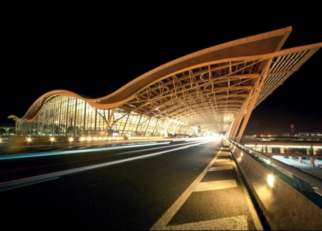 5月：浦东机场放了颗卫星！