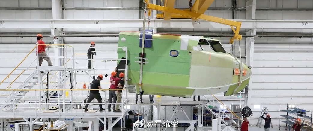 德哈维兰准备开始首架 DHC-515 的最后组装，预计 2028 年交...