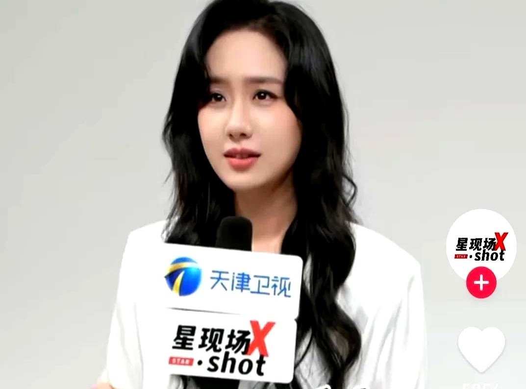 孙千这场醉酒戏，绝了。

她演的尚之桃，从二十二岁北漂菜鸟，到十年后自己当老板，中间跟栾念拉扯了六年，又分了四年。那种时间刻在骨子里的变化，她真给演出来了。

尤其是那场醉酒撒娇，不是装的，就是那种喝多了以后，卸下所有防备的真实状态。连同行张晔子都特意打电话夸，谭维维追剧也点名说，这撒娇是天生的吧。