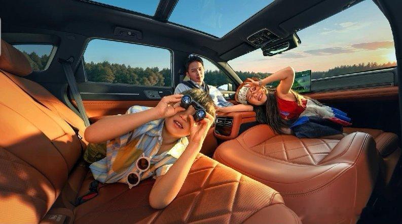 纵观此车，不仅是超越传统家轿，满足“三大”需求，重点是夯实了“旅行+”的内涵和外延，对家庭出行的向往提供了新的期待。

捷途X90打的什么牌？

文/颜光明

以不到10万元置换价的捷途X90推出之后引起不小的关注。首先是价格，10万元家轿的升级；其次是商品力，家轿SUV价值的升级；再是含金量，家轿 ​