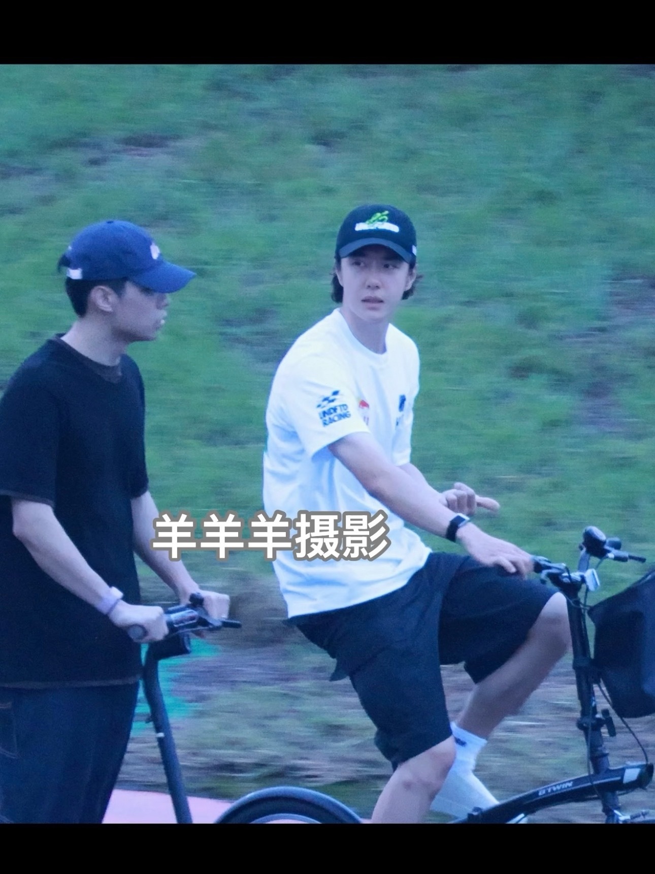 WOcao 简直男大既视感！！！！[抓狂][抓狂][抓狂] ​​​