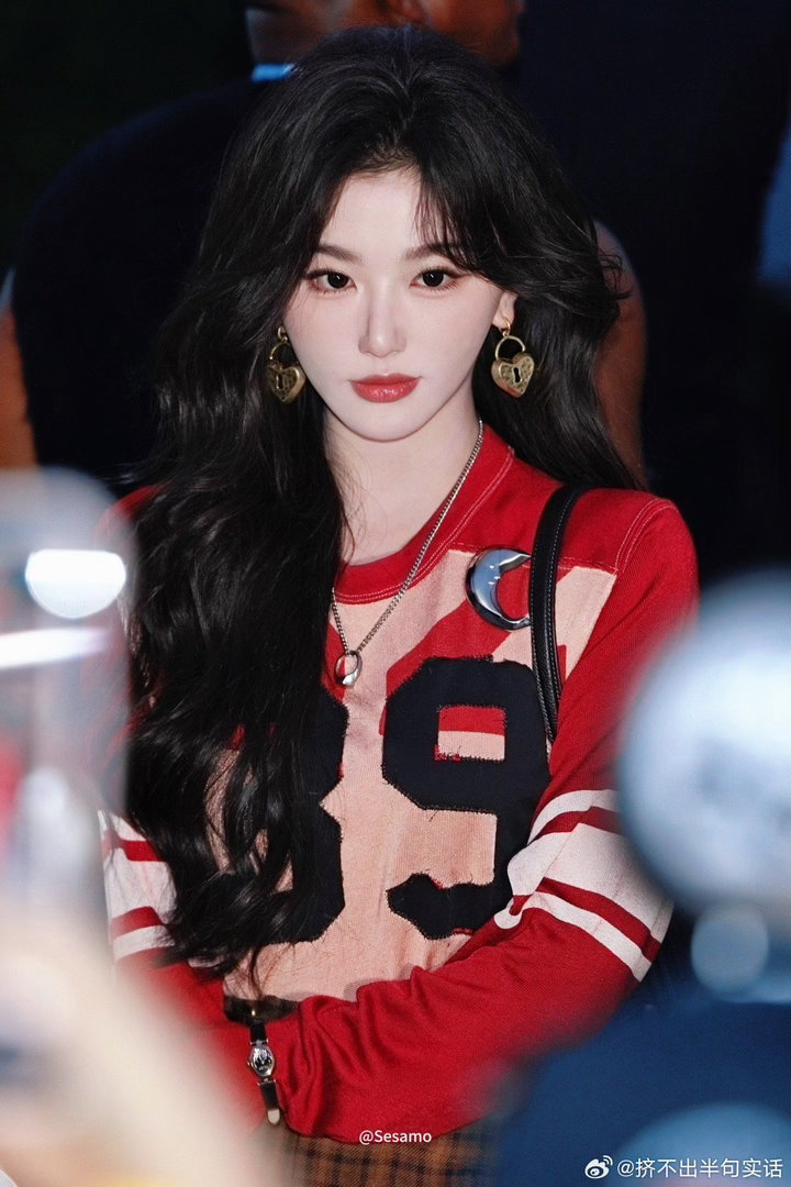 #孔雪儿[超话]##孔雪儿紫女# [春游家族]#孔雪儿天行九歌之举世无双# 每日一超like ​