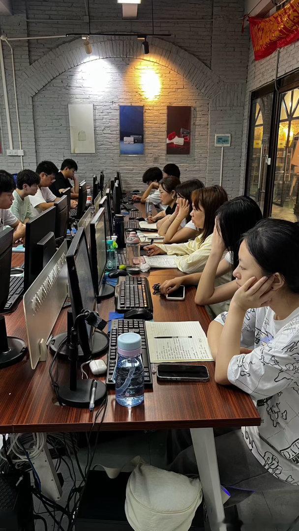 广州白云、花都分布大量皮具生产企业，核算、跟单岗位常年存在用人需求，天...