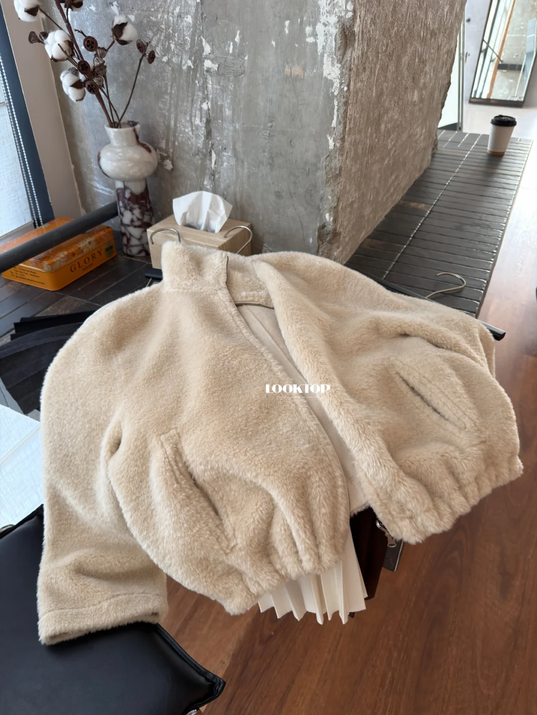 降温后的第一件毛毛外套