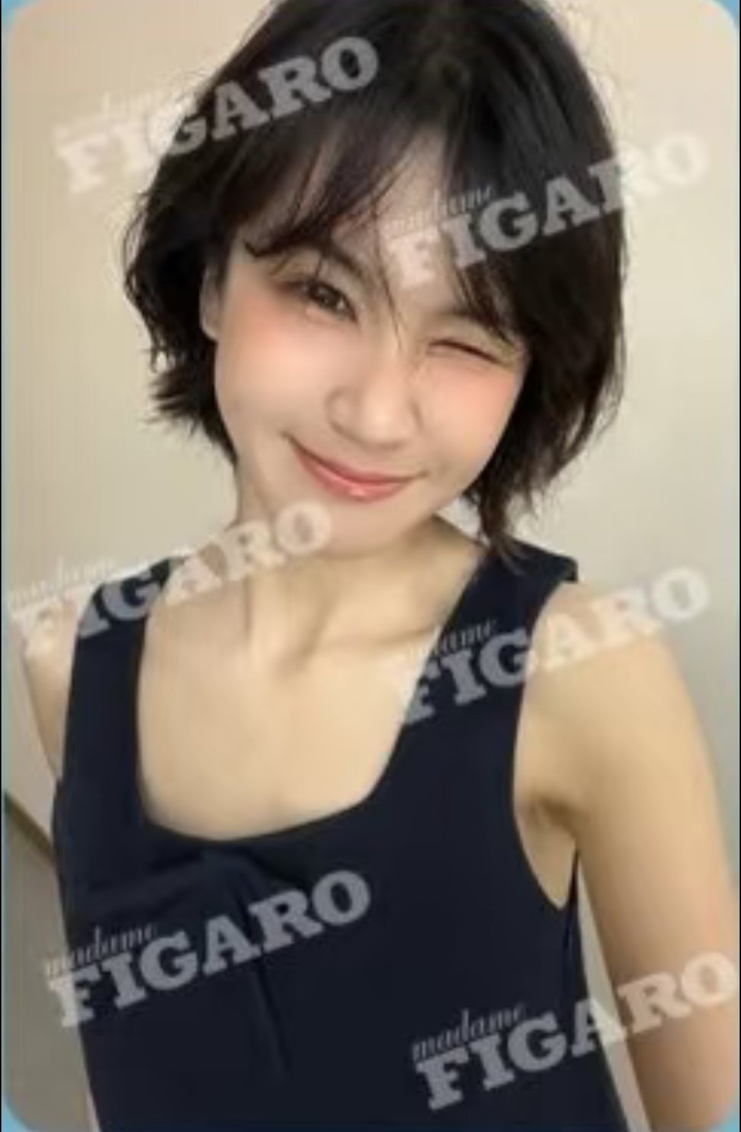 #曾沛慈[超话]# 这么美萌的卡面还不心动吗？下午1∶30开售！#曾沛慈##曾沛慈首本主流女刊费加罗# ​