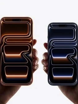 iPhone 18 真机爆料！折叠屏要来了