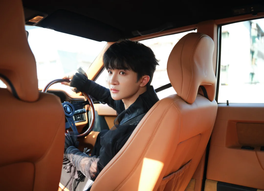 想看小周总驾车🚗～