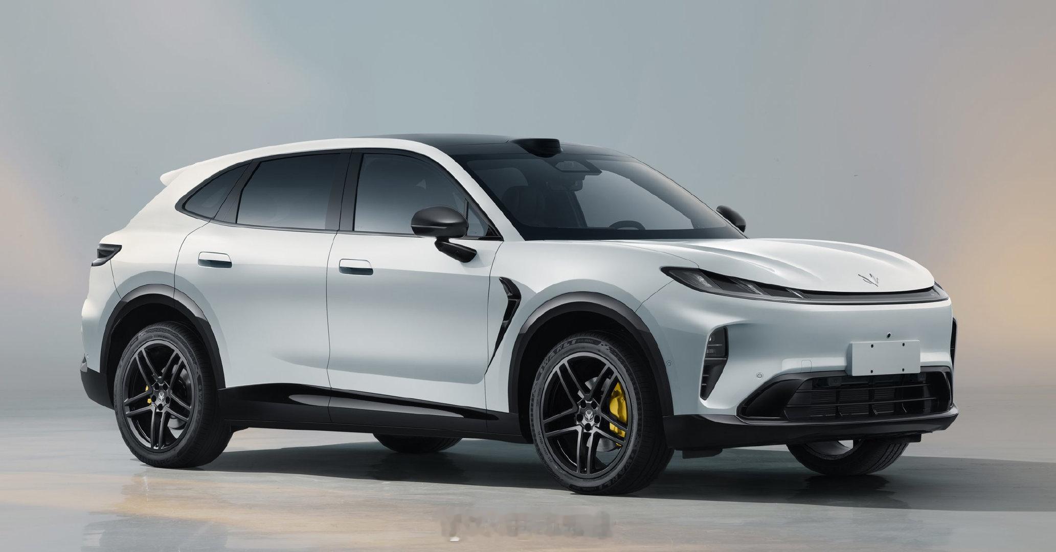 又一款532的运动型SUV：极狐的阿尔法T7！这个设计，我觉得相当可以...