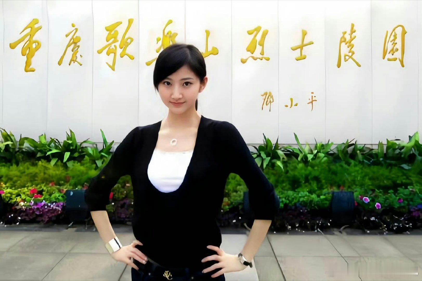 景甜早期原来是在人人网出道的，怎么不是顶美，没有挤到前端去 ​