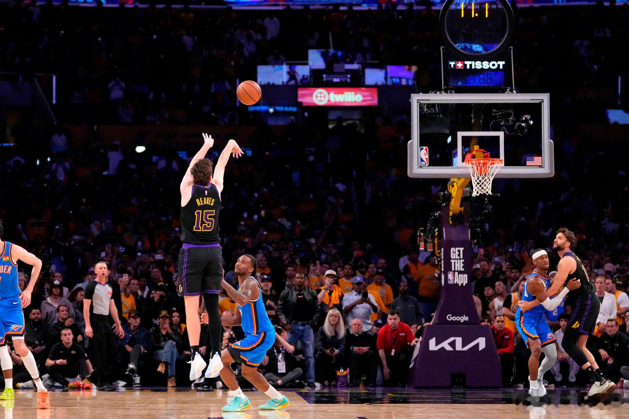 【晋级西决】北京时间5月12日，NBA西部半决赛G4，湖人主场迎战雷霆...