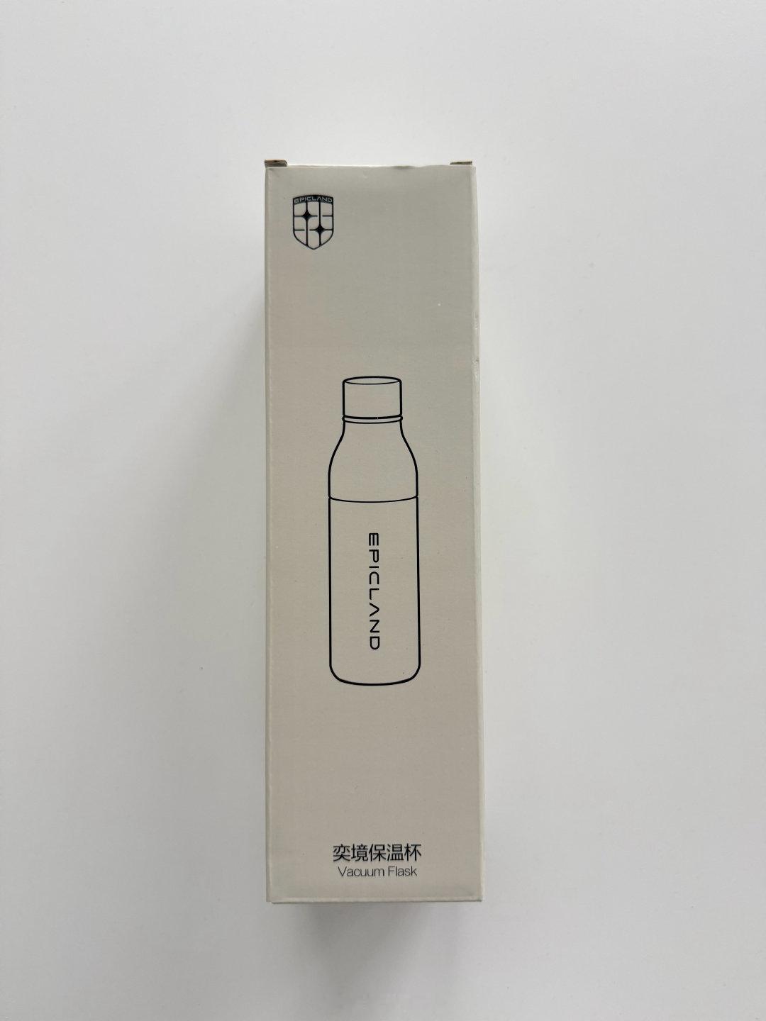 10月经常会抽奖，经常有一些汽车厂家的礼品被我忘记了。不如抽给粉丝们！今天是奕境的官方保温杯，304不锈钢的目测很帅！有种哑光质感。老规矩评论转发起来 ​ ​
