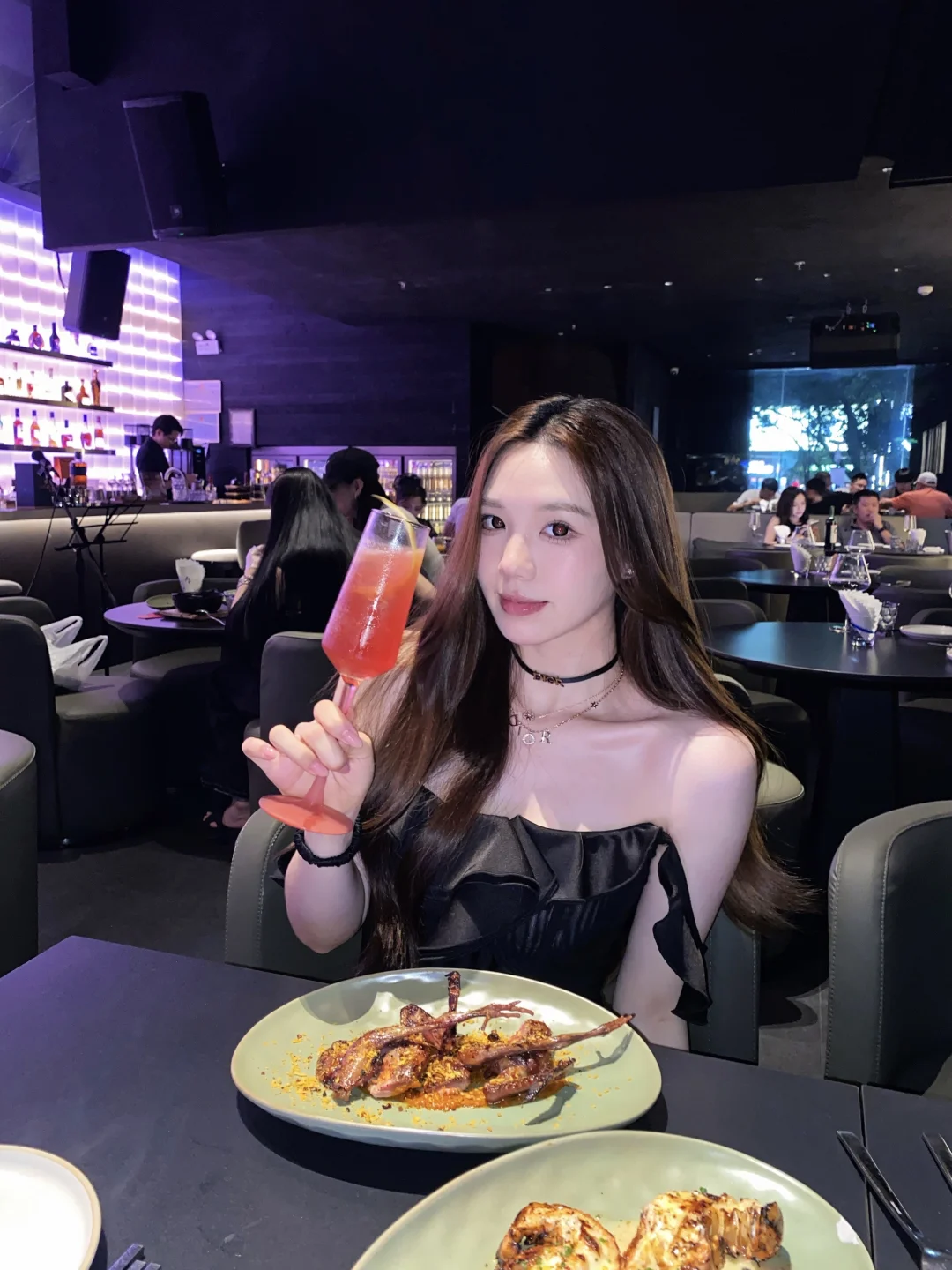 我会经常去同一家餐厅 直到吃腻为止🍴